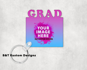 This keychain is the perfect way to celebrate your favorite graduate. 